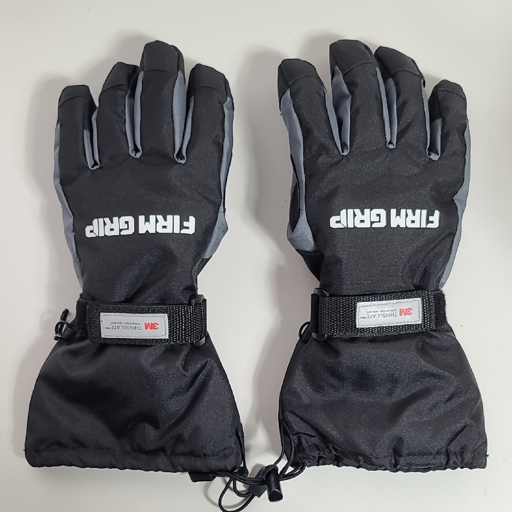 Kids' Medium Firm Grip Black and Gray Gloves